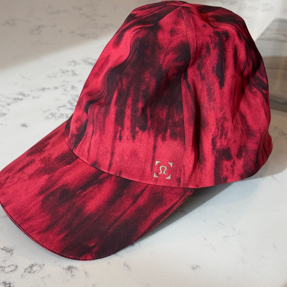 lululemon athletica Red and Black Tie-Dye Cap